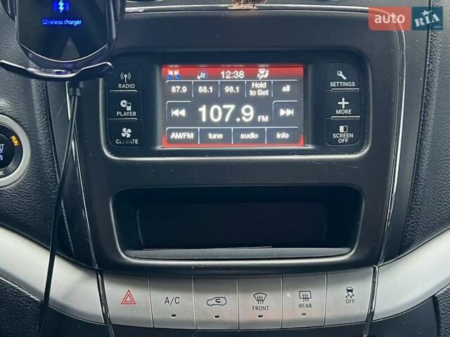 Синий Додж Джорни, объемом двигателя 2.36 л и пробегом 195 тыс. км за 11500 $, фото 41 на Automoto.ua