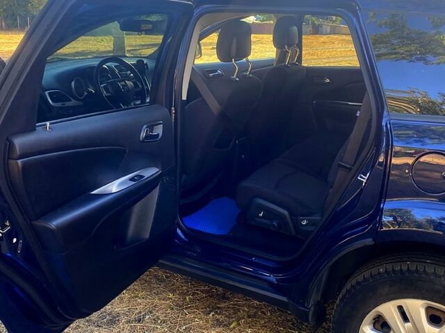 Синий Додж Джорни, объемом двигателя 2.4 л и пробегом 150 тыс. км за 13200 $, фото 6 на Automoto.ua