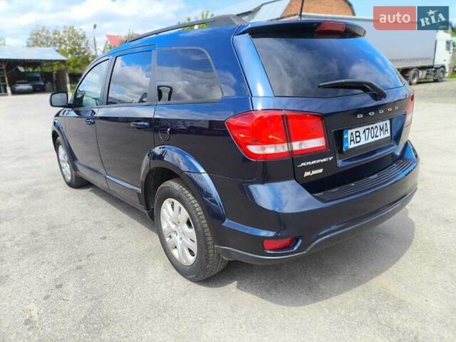 Синий Додж Джорни, объемом двигателя 2.4 л и пробегом 166 тыс. км за 11900 $, фото 1 на Automoto.ua