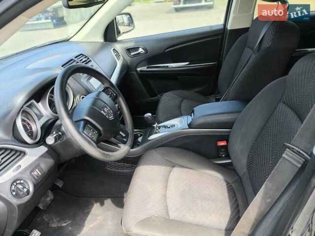 Синий Додж Джорни, объемом двигателя 2.4 л и пробегом 166 тыс. км за 11900 $, фото 5 на Automoto.ua