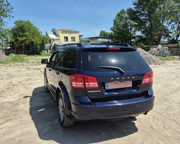 Синий Додж Джорни, объемом двигателя 2.36 л и пробегом 95 тыс. км за 13500 $, фото 1 на Automoto.ua
