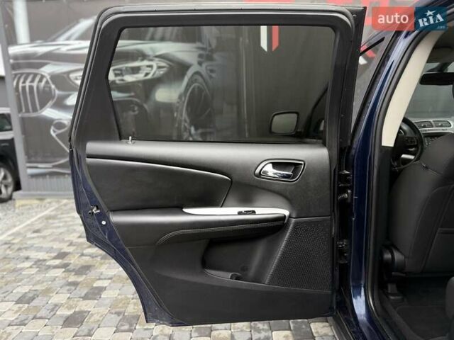 Синий Додж Джорни, объемом двигателя 2.36 л и пробегом 50 тыс. км за 12300 $, фото 48 на Automoto.ua