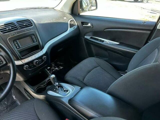 Синий Додж Джорни, объемом двигателя 2.36 л и пробегом 96 тыс. км за 2000 $, фото 11 на Automoto.ua