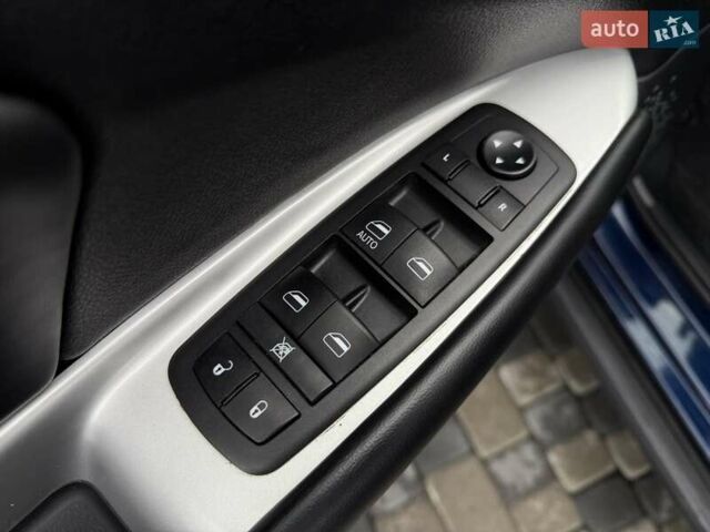 Синий Додж Джорни, объемом двигателя 2.36 л и пробегом 50 тыс. км за 12300 $, фото 23 на Automoto.ua