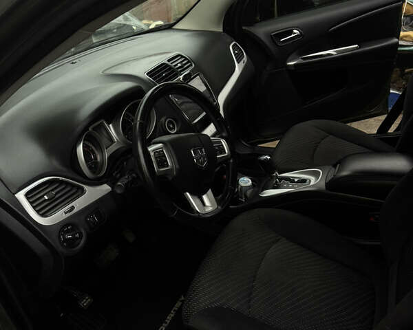 Зеленый Додж Джорни, объемом двигателя 2.36 л и пробегом 120 тыс. км за 10200 $, фото 10 на Automoto.ua