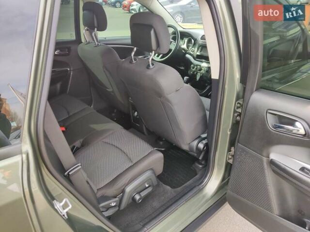 Зеленый Додж Джорни, объемом двигателя 2.36 л и пробегом 155 тыс. км за 11000 $, фото 15 на Automoto.ua