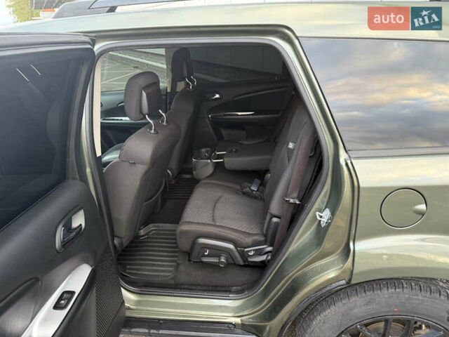 Зеленый Додж Джорни, объемом двигателя 2.4 л и пробегом 177 тыс. км за 11200 $, фото 12 на Automoto.ua