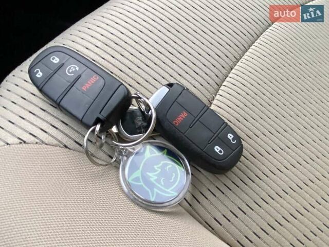 Додж Джорни 2017 в Киеве на Automoto.ua Зеленый Додж Джорни, объемом двигателя 3.6 л и пробегом 111 тыс. км за 14300 $, фото 46 на Automoto.ua