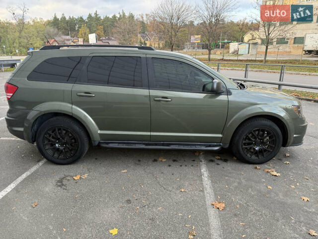 Зеленый Додж Джорни, объемом двигателя 2.4 л и пробегом 177 тыс. км за 11200 $, фото 8 на Automoto.ua