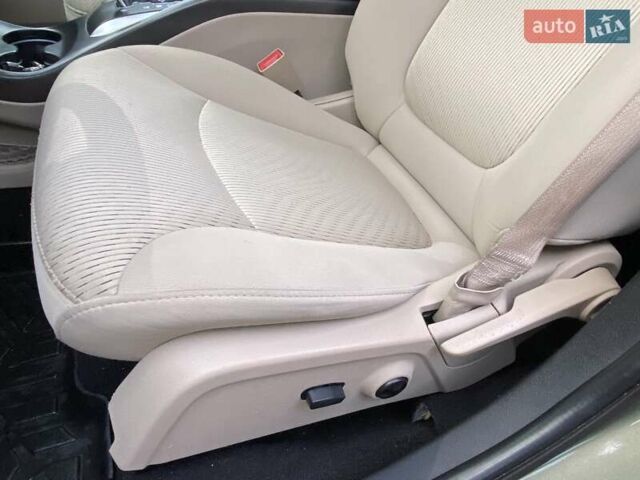 Додж Джорни 2017 в Киеве на Automoto.ua Зеленый Додж Джорни, объемом двигателя 3.6 л и пробегом 111 тыс. км за 14300 $, фото 28 на Automoto.ua