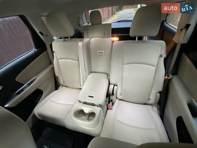 Додж Джорни 2017 в Киеве на Automoto.ua Зеленый Додж Джорни, объемом двигателя 3.6 л и пробегом 111 тыс. км за 14300 $, фото 24 на Automoto.ua