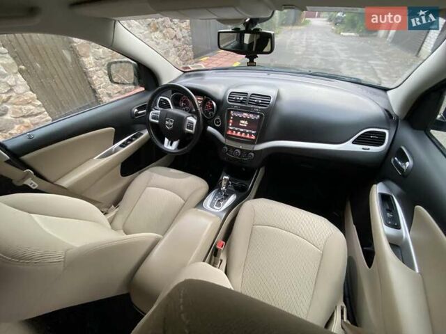 Додж Джорни 2017 в Киеве на Automoto.ua Зеленый Додж Джорни, объемом двигателя 3.6 л и пробегом 111 тыс. км за 14300 $, фото 14 на Automoto.ua