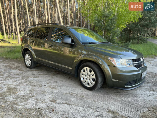 Зеленый Додж Джорни, объемом двигателя 2.4 л и пробегом 115 тыс. км за 12900 $, фото 1 на Automoto.ua