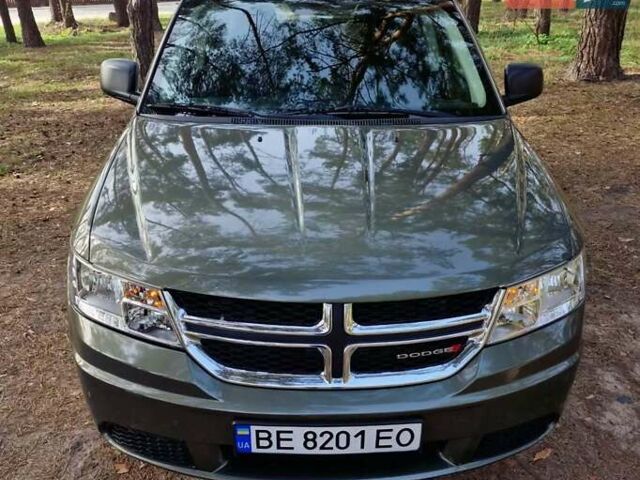 Зеленый Додж Джорни, объемом двигателя 2.36 л и пробегом 136 тыс. км за 12250 $, фото 2 на Automoto.ua