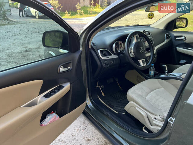 Зеленый Додж Джорни, объемом двигателя 2.4 л и пробегом 115 тыс. км за 12900 $, фото 14 на Automoto.ua