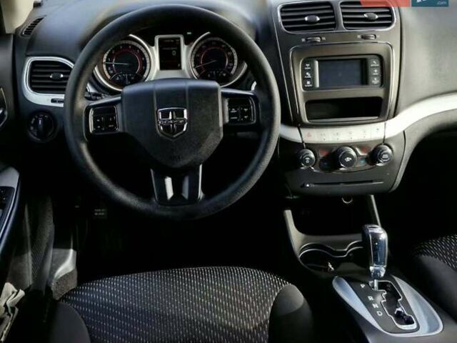 Зеленый Додж Джорни, объемом двигателя 2.36 л и пробегом 136 тыс. км за 12250 $, фото 5 на Automoto.ua