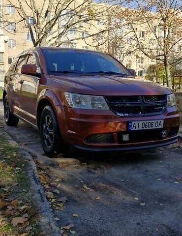 Помаранчевий Додж Джорні, об'ємом двигуна 2.4 л та пробігом 279 тис. км за 9500 $, фото 4 на Automoto.ua