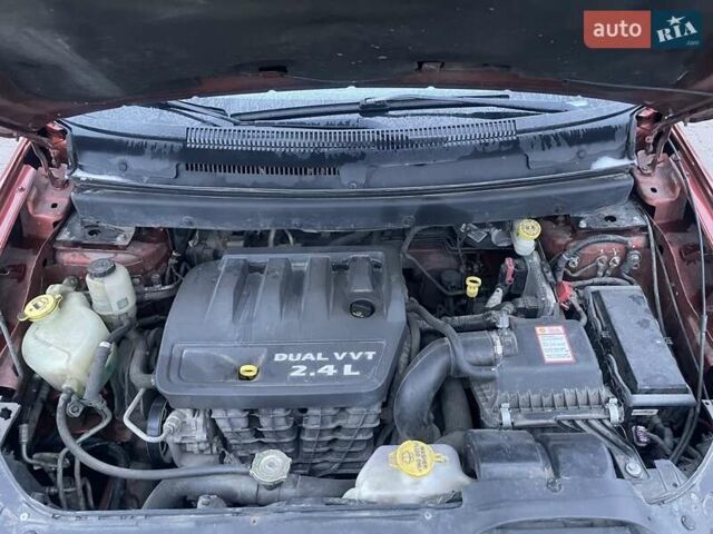 Оранжевый Додж Джорни, объемом двигателя 2.36 л и пробегом 250 тыс. км за 8100 $, фото 28 на Automoto.ua