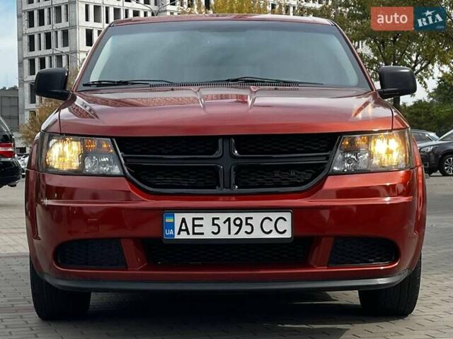 Помаранчевий Додж Джорні, об'ємом двигуна 2.36 л та пробігом 236 тис. км за 7800 $, фото 7 на Automoto.ua