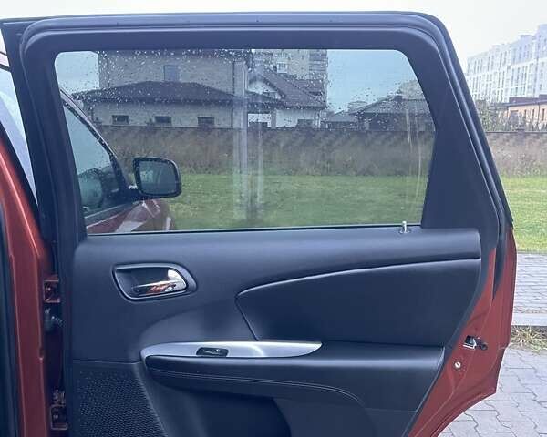 Оранжевый Додж Джорни, объемом двигателя 2.36 л и пробегом 250 тыс. км за 8100 $, фото 22 на Automoto.ua