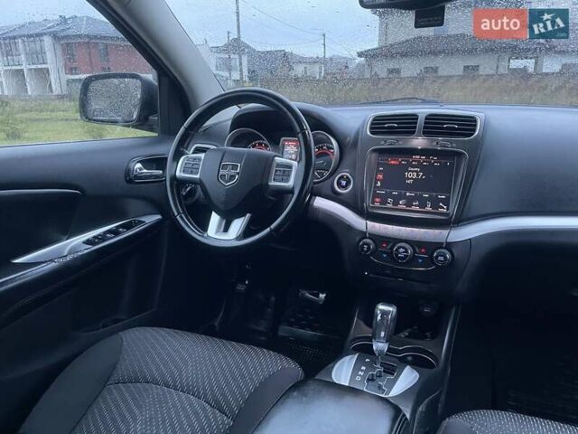 Оранжевый Додж Джорни, объемом двигателя 2.36 л и пробегом 250 тыс. км за 8100 $, фото 10 на Automoto.ua