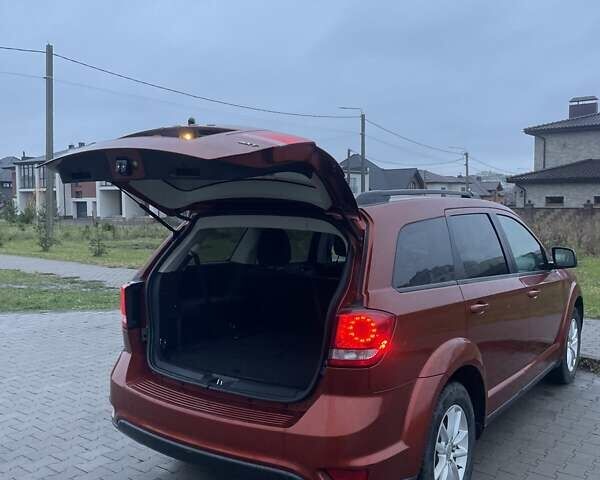 Оранжевый Додж Джорни, объемом двигателя 2.36 л и пробегом 250 тыс. км за 8100 $, фото 25 на Automoto.ua