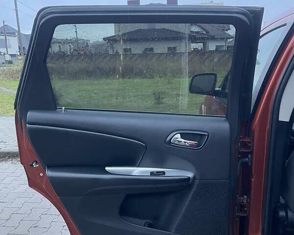 Оранжевый Додж Джорни, объемом двигателя 2.36 л и пробегом 250 тыс. км за 8100 $, фото 20 на Automoto.ua