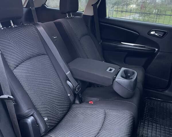 Оранжевый Додж Джорни, объемом двигателя 2.36 л и пробегом 250 тыс. км за 8100 $, фото 14 на Automoto.ua