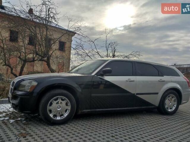 Белый Додж Магнум, объемом двигателя 2.74 л и пробегом 299 тыс. км за 8777 $, фото 18 на Automoto.ua