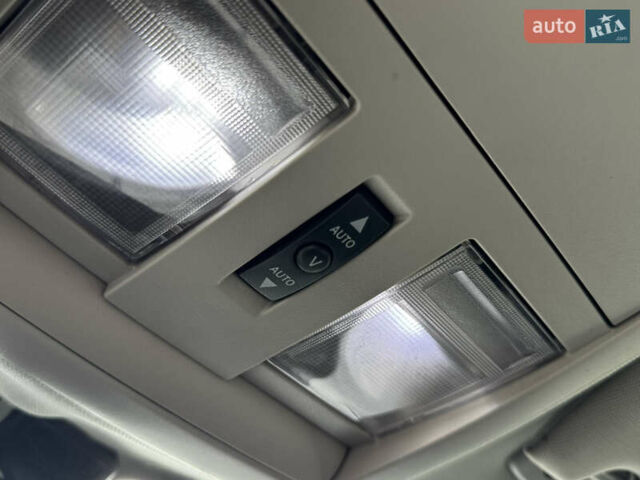 Черный Додж Магнум, объемом двигателя 3.5 л и пробегом 252 тыс. км за 8900 $, фото 72 на Automoto.ua