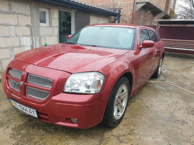 Червоний Додж Magnum, об'ємом двигуна 2.7 л та пробігом 122 тис. км за 6300 $, фото 1 на Automoto.ua