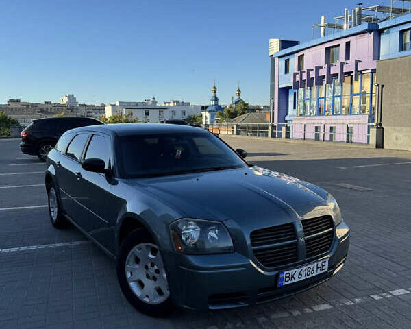 Серый Додж Магнум, объемом двигателя 2.74 л и пробегом 290 тыс. км за 6700 $, фото 2 на Automoto.ua