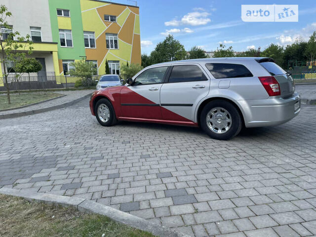 Сірий Додж Magnum, об'ємом двигуна 2.74 л та пробігом 299 тис. км за 8000 $, фото 25 на Automoto.ua