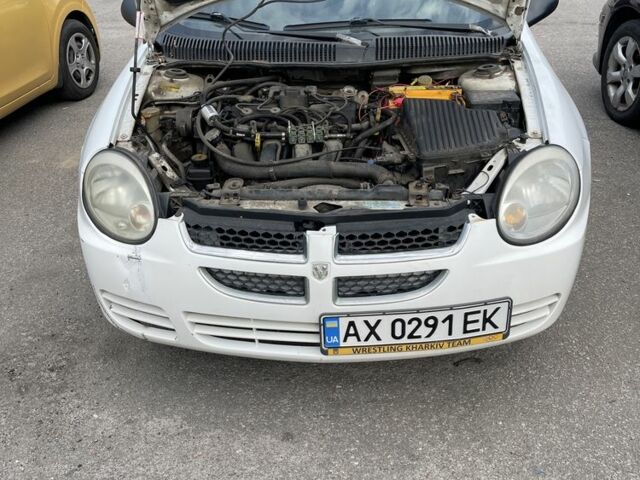 Белый Додж Неон, объемом двигателя 2 л и пробегом 200 тыс. км за 1500 $, фото 1 на Automoto.ua