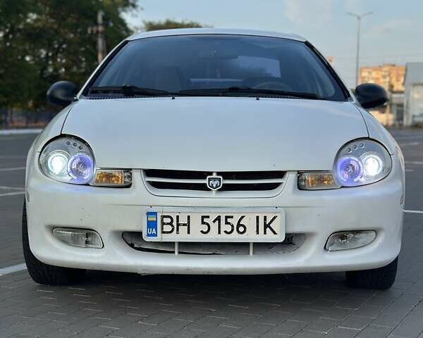 Белый Додж Неон, объемом двигателя 2 л и пробегом 215 тыс. км за 1999 $, фото 5 на Automoto.ua