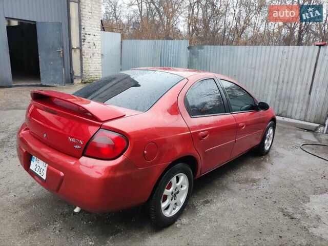 Красный Додж Неон, объемом двигателя 2 л и пробегом 162 тыс. км за 3700 $, фото 3 на Automoto.ua