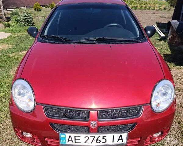 Красный Додж Неон, объемом двигателя 2 л и пробегом 162 тыс. км за 3700 $, фото 5 на Automoto.ua