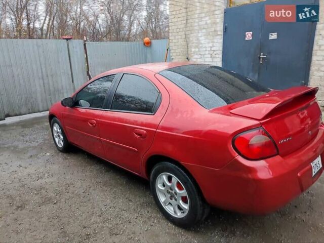 Красный Додж Неон, объемом двигателя 2 л и пробегом 162 тыс. км за 3700 $, фото 2 на Automoto.ua
