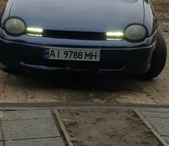 Синий Додж Неон, объемом двигателя 2 л и пробегом 340 тыс. км за 3500 $, фото 4 на Automoto.ua