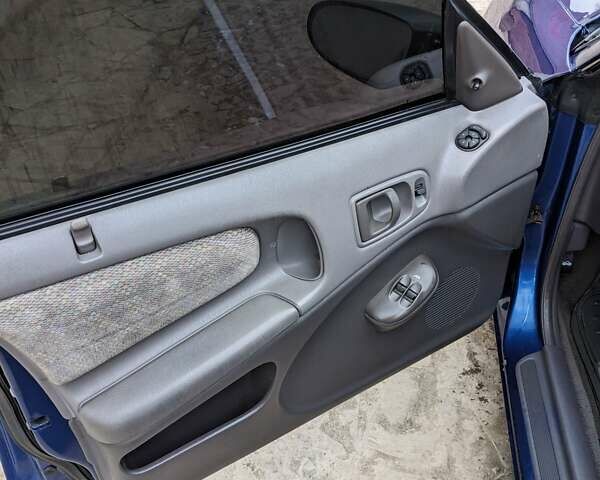 Синій Додж Neon, об'ємом двигуна 2 л та пробігом 137 тис. км за 2699 $, фото 15 на Automoto.ua