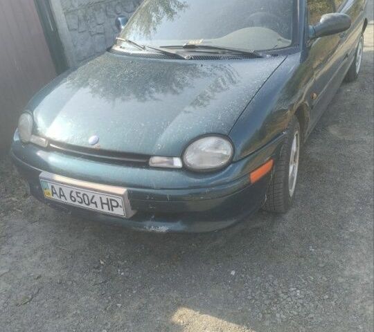 Зеленый Додж Неон, объемом двигателя 2 л и пробегом 400 тыс. км за 1241 $, фото 3 на Automoto.ua