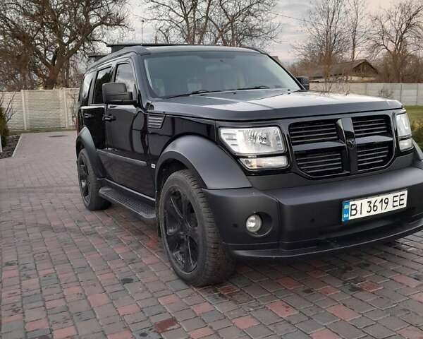 Черный Додж Нитро, объемом двигателя 3.7 л и пробегом 270 тыс. км за 9500 $, фото 2 на Automoto.ua
