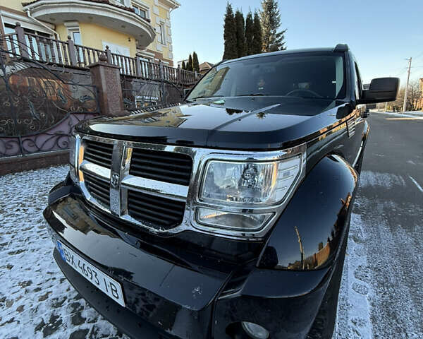 Черный Додж Нитро, объемом двигателя 2.78 л и пробегом 165 тыс. км за 9500 $, фото 5 на Automoto.ua