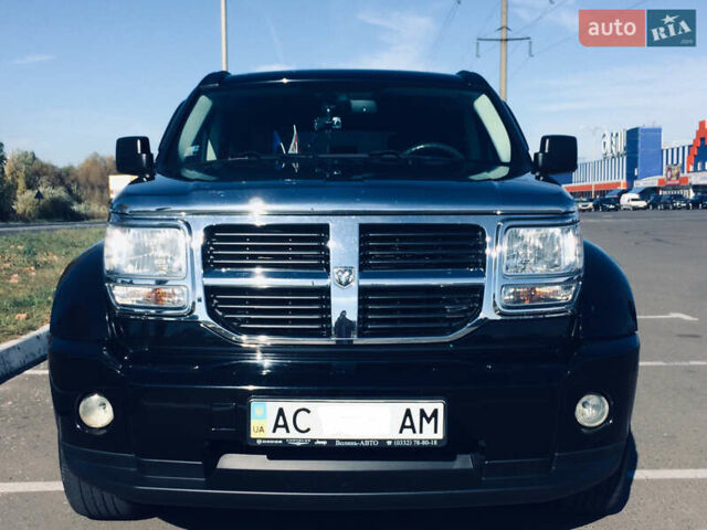 Чорний Додж Nitro, об'ємом двигуна 3.7 л та пробігом 100 тис. км за 11250 $, фото 8 на Automoto.ua