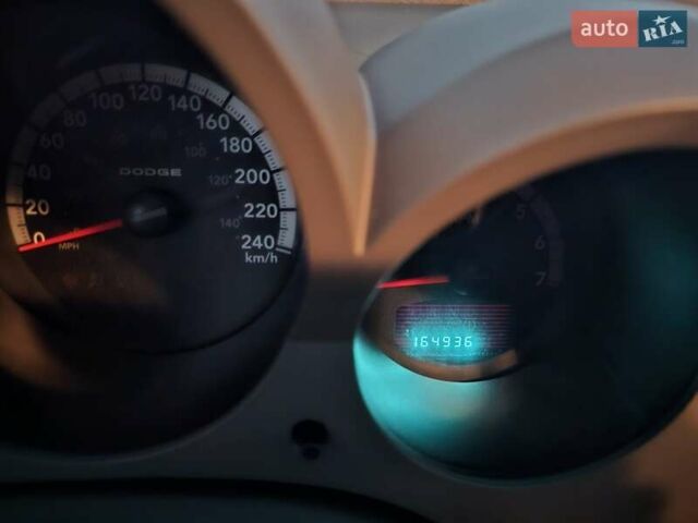 Чорний Додж Nitro, об'ємом двигуна 3.7 л та пробігом 165 тис. км за 10900 $, фото 2 на Automoto.ua
