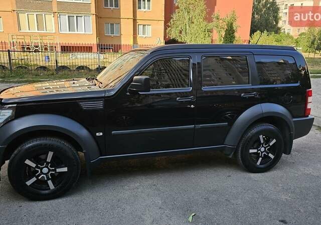 Чорний Додж Nitro, об'ємом двигуна 3.7 л та пробігом 165 тис. км за 10900 $, фото 1 на Automoto.ua
