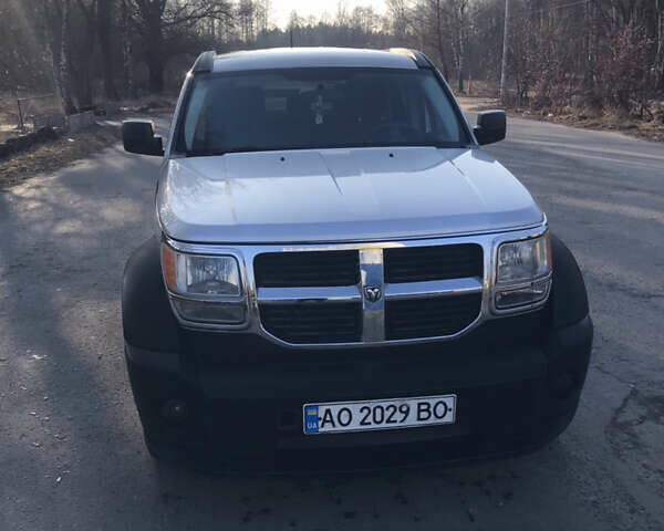 Додж Нитро, объемом двигателя 2.7 л и пробегом 180 тыс. км за 7500 $, фото 4 на Automoto.ua