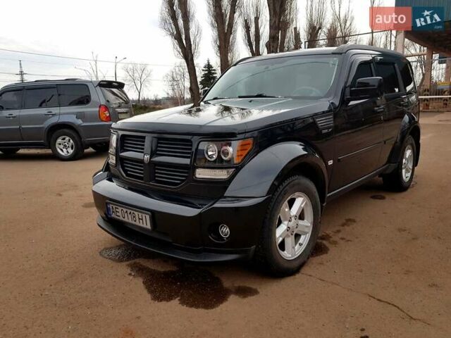 Додж Nitro, об'ємом двигуна 3.7 л та пробігом 220 тис. км за 10400 $, фото 4 на Automoto.ua