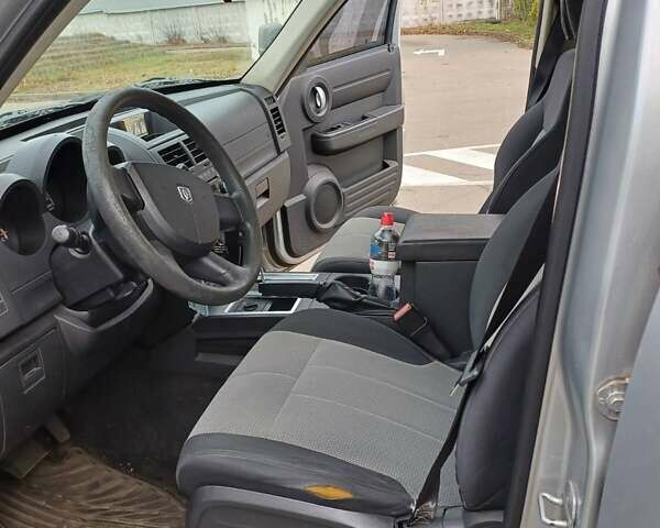 Додж Нитро, объемом двигателя 2.8 л и пробегом 207 тыс. км за 9500 $, фото 8 на Automoto.ua