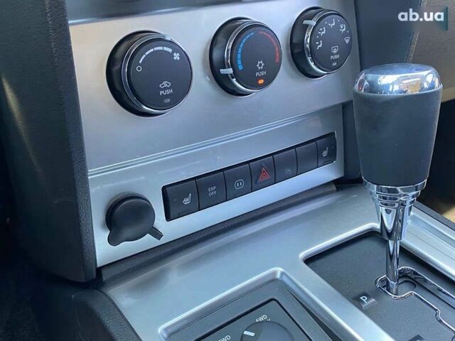 Додж Nitro, об'ємом двигуна 0 л та пробігом 129 тис. км за 8900 $, фото 16 на Automoto.ua